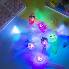 Bracelet De Poignet Lumineux Coloré À Led, Joli Dessin Animé, Arbre De Noël, Cadeau D'anniversaire Pour Enfants, Offre Spéciale