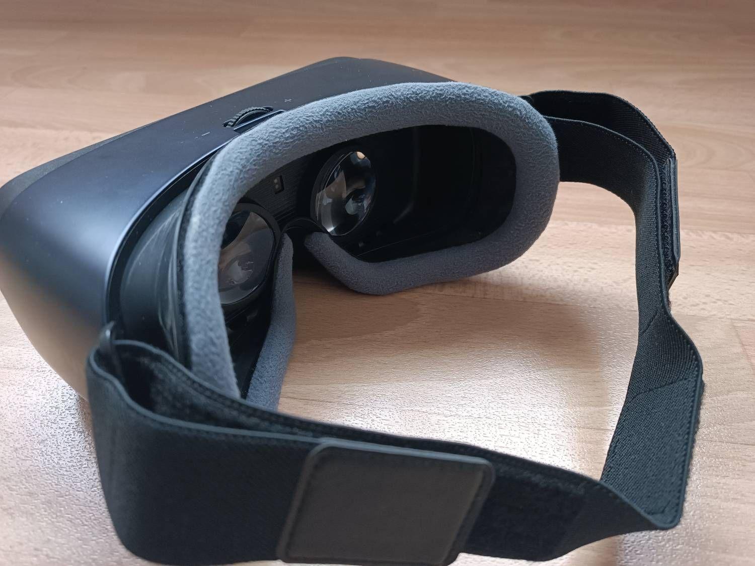 Samsung Gear VR R323 Casque de réalité virtuelle pour Samsung S7/ S7 Edge,  S6/ S6 Edge, S6 Edge