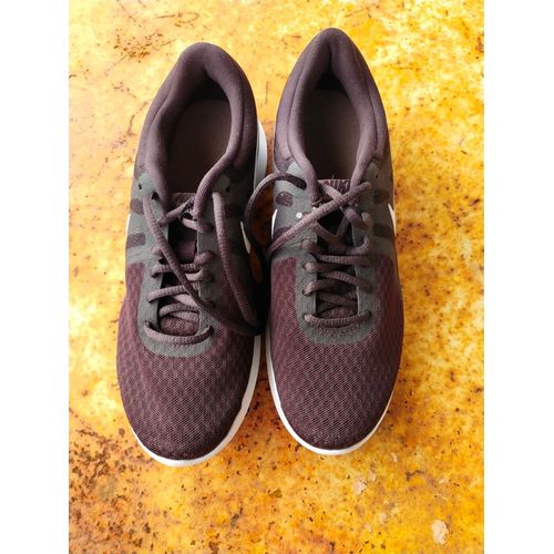 Baskets Nike Revolution 4 Violine P38