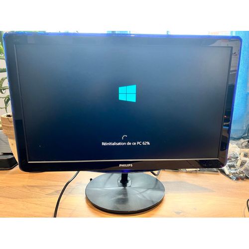 Écran PHILIPS  23¿ LCD FHD