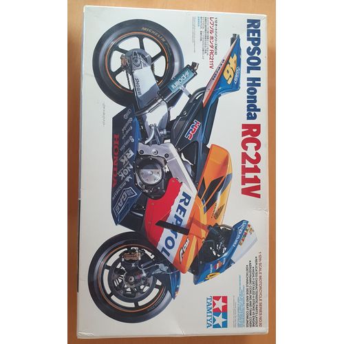 Tamiya 1/12 Repsol Honda Rc211v Rossi Moto Gp 2002 Wc-Tamiya