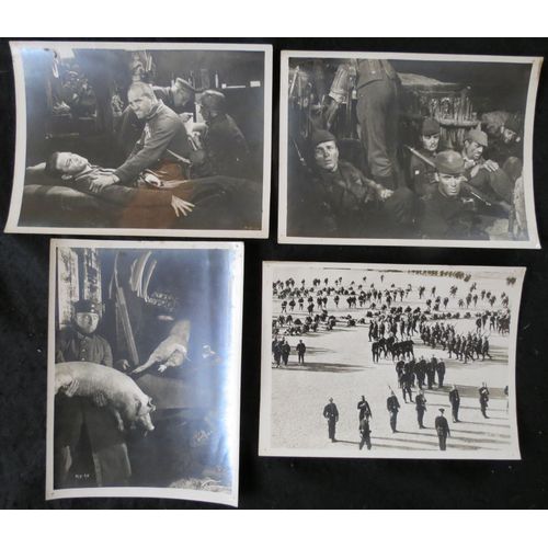 A L'ouest, Rien De Nouveau - All Quiet On The Western Front * Film 1930 Lewis Milestone - 4 Photos D'exploitation De Cinéma * 4 Affiches 24x18 Cm * Lew Ayres ; Louis Wolheim Guerre Mondiale 1418