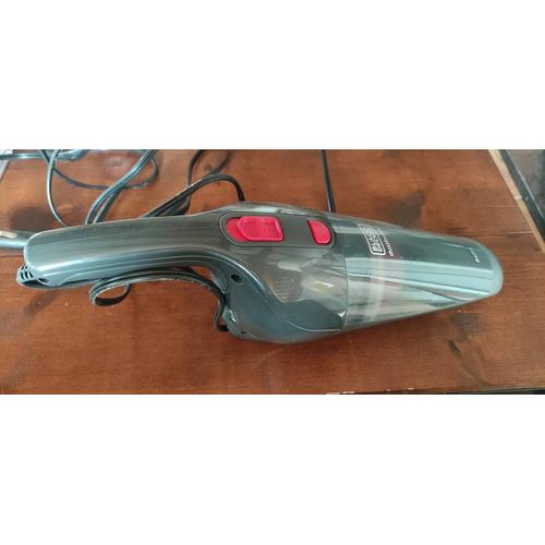 Aspirateur voiture Black et Decker