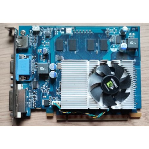 Carte graphique Geforce 9500gs 512Mo DDR2
