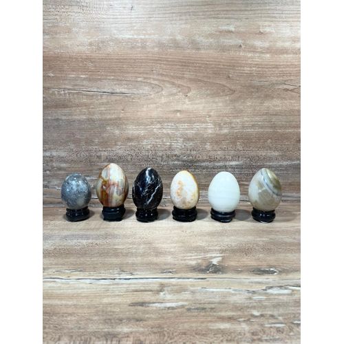 Oeufs De Collection En Différentes Matières Bois Pierre Onyx