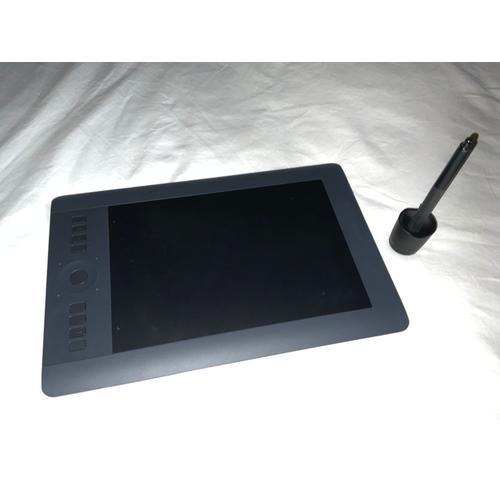 Tablette Graphique Wacom Intuos Pro PTH-651, Médium, avec stylet