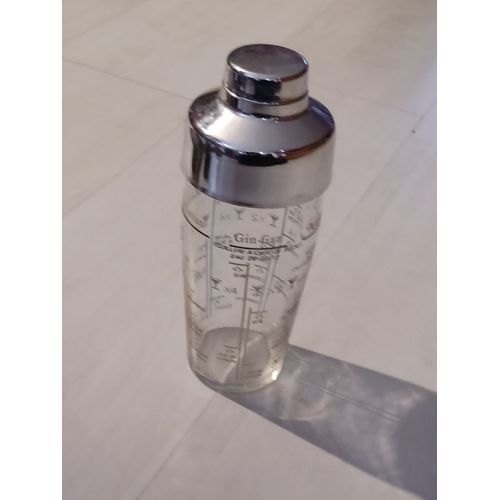 Shaker A Cocktail