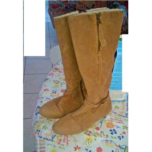 Bottes Aspect Daim Taille 36 ..