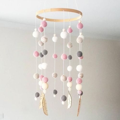 Mobile nouveau-né lit cloche hochet jouets Hairball carillons éoliens accessoires de photographie jouet suspendu ornements(rose)