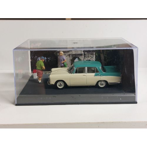La Route Bleue Austin Cambridge Les Touristes Anglais Altaya 1/43-Altaya