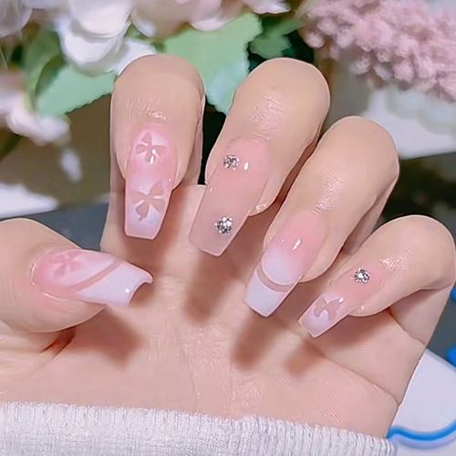 Faux Ongles Papillon Creux Poudre Transparent Longue Tenue Armure Brillant Pile Perceuse Mode Détachable Réutilisable Clou Nouveau Produit(72pcs) 