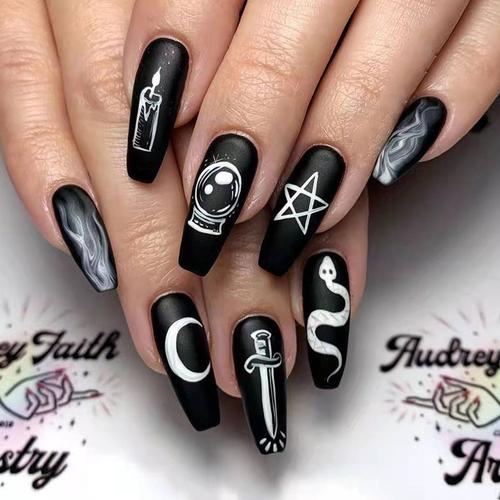 Faux Ongles Long Ballet Noir Et Blanc Graffiti Série Étoile Lune Sceptre Serpent Motif Portant Pièce D'ongle Pièce D'ongle Faux Ongles Ongles(72pcs) 