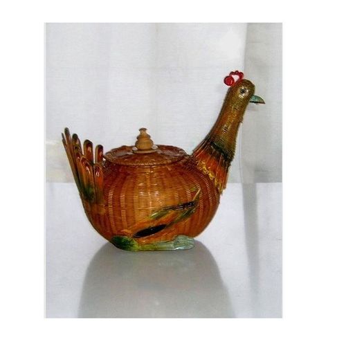 POULE ROTIN VANNERIE CORBEILLE BOIS COQ A COUVERCLE ARTISANAT OSIER SCULPTURE PANIER VOLAILLE TRESSE MAIN BASSE.COUR OISEAU BIBELOT BONBONIERE DECO ANIMAL BOITE A BIJOU POT BONBON ART SCULPTURE POULET