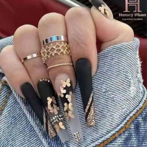 ?72 Pièces Faux Ongles?Armure Longue Tenue Ballet Armure Papillon Doré Diamant Faux Ongles Autocollant Pour Ongles Fini Amovible Pièce D'ongle Autocollant Pour Ongles 