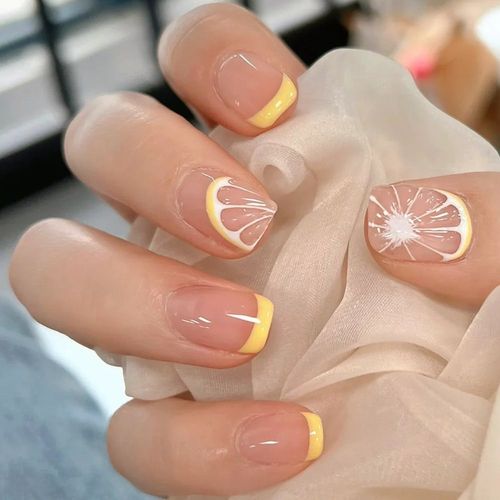 ?72 Pièces Faux Ongles?Été Blanc Petit Citron Français Frais Faux Ongles Patch Fruits Courts Porter Manucure Manucure Ins 