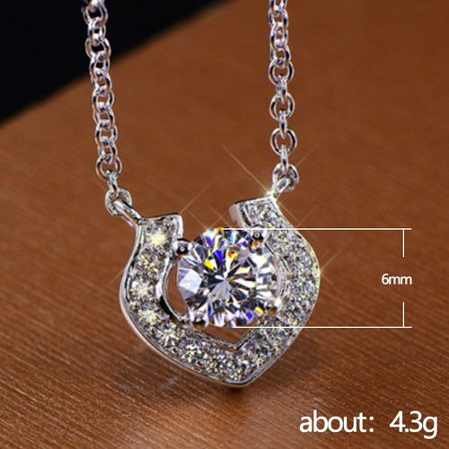 Bijoux Femme Petit Livre Rouge Recommandé Collier De Zircon En Diamant En Forme De Coeur Pour Femmes