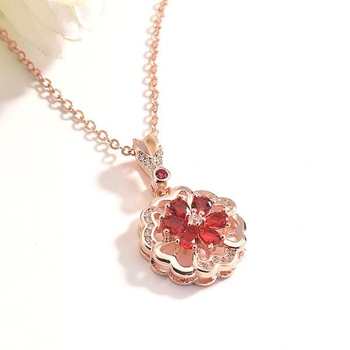 Collier De Femme En Forme De Poire Avec Perles De Rubis