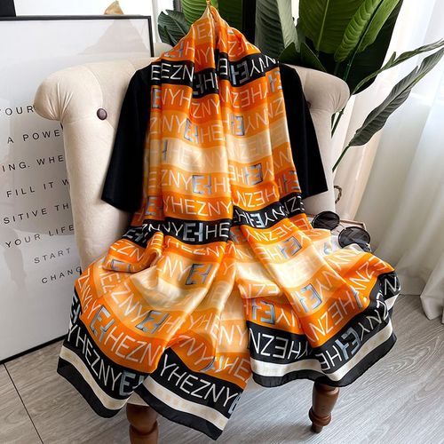 2022 Foulard En Soie Châle Sarong Pour Femmes Foulard En Soie Monogramme #Lvg520
