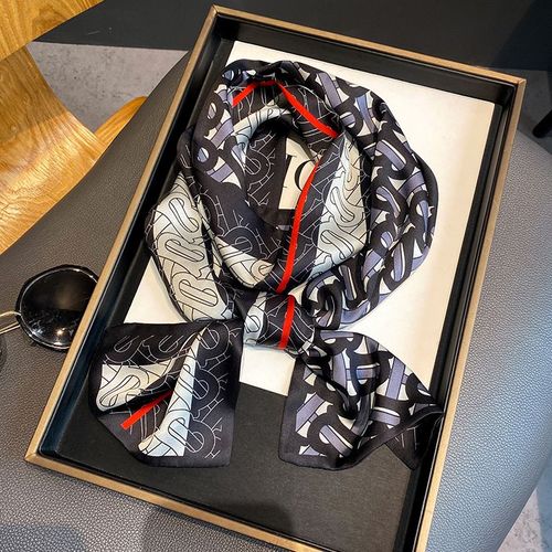 Fausses Soies Chaudes, Petites Chemises Assorties, Sacs De Vacances Attachés, Bandeaux Flottants Pour Les Cheveux Des Femmes. #Lvg4723