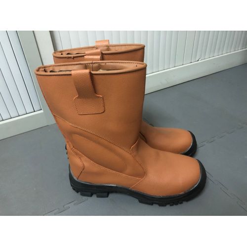 Bottes De Sécurité Fourrées Taille 44 Security Boots Antistatic Oil Resistant Neuves Coverguard