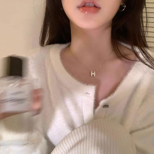 H Lettre Corps Entier Titane Acier Collier Femmes Chandail Chaîne Clavicule Chaîne Collier Lvn427