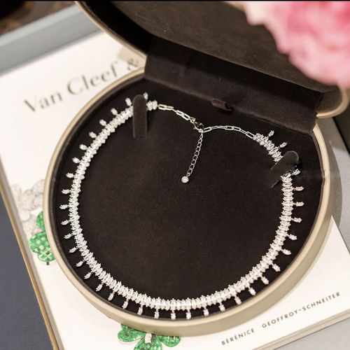 Collier Lulu Zircon Pour Femme Plaqué Or Blanc 18 Carats Collier De Streamer Ombre Neige Galaxie Lumineuse Lvn3876