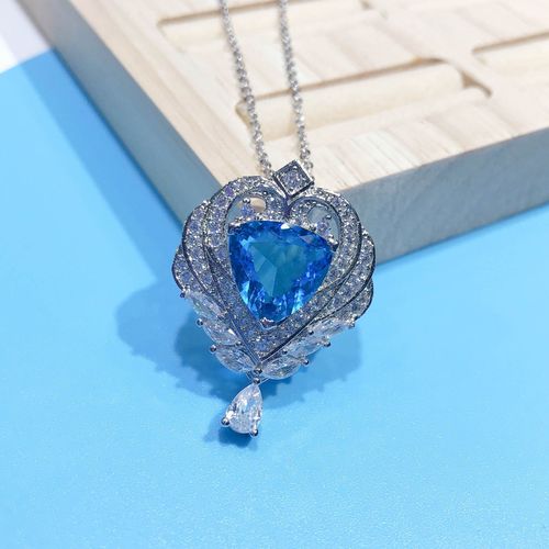 Créatif Gros Triangle Aigue-Marine Ange Aile Pendentif Femme Haut De Gamme Design Bijoux Océan Coeur Collier Lvn3969
