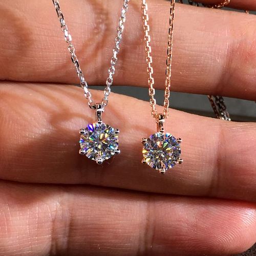 18k Plaqué Or Blanc Moissanite Classique Six Griffes 3 Carats Simulation Zircon Femelle Frais Clavicule Chaîne Pendentif Collier Lvn3994