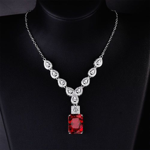 Imitation Sang De Pigeon Rubis Carré Diamant Collier Banquet Mariage Couleur Trésor Ensemble Chaîne Femme Lvn4115