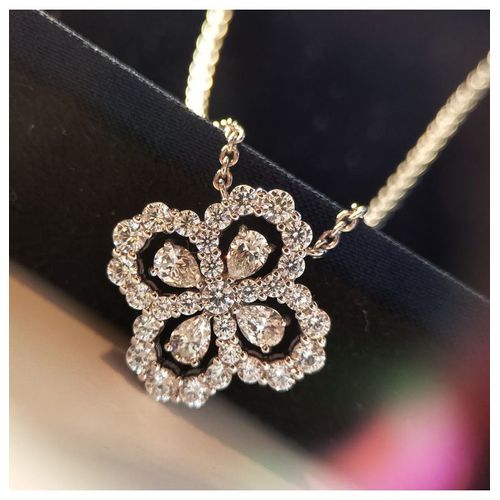 Collier Femme Plaqué Argent Sterling S925 Pendentif Trèfle À Quatre Feuilles Pleine Chaîne De Clavicule En Diamant Lvn4262