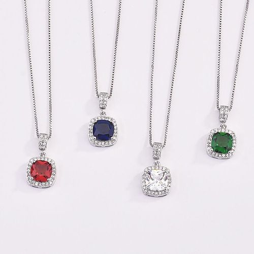 Ins Plein Diamant Collier Court Femme Vert Émeraude Brillant Zircon Carré Diamant Pendentif Clavicule Chaîne Lvn4454