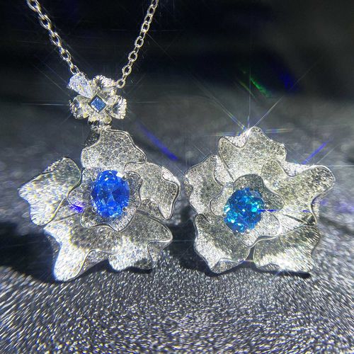 Collier D'¿Ufs De Colombe En Fleur De Topaze Bleu Suisse Avec Aigue-Marine Et Diamants Recommandés Lvn4583