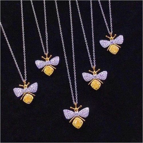 Ins Diamant Abeille Rétro Sexy Pendentif Jaune Diamant Collier Rose Diamant Clavicule Chaîne Femme Lvn4608