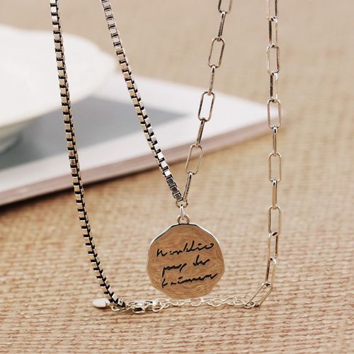 Dongdaemun Plaqué Argent S925 Alphabet Rétro Collier Rond Chaîne De Chandail Asymétrique Pour Femmes Lvn4630