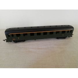 Wagon Voyageur Ho 1/87-Jouef