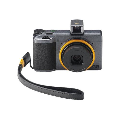 Appareil photo Compact Ricoh GR III Street Edition Orange compact - 24.2 MP - APS-C - 1080p / 60 pi/s - flash 2 Go - Wi-Fi, Bluetooth - gris métallisé, jaune orange