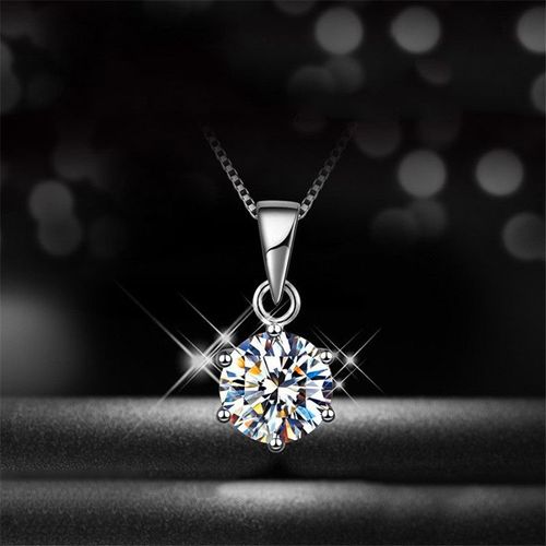 Collier En Zircon Incrusté De Griffes Hexagonales En Platine Huit C¿Urs Et Huit Flèches Chaîne Claviculaire Féminine Lfv607