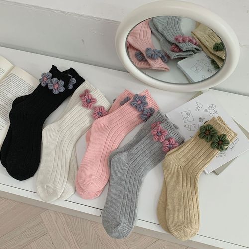Chaussettes Mi-Cuisses En Laine Épaississante Tridimensionnelle Pour Femmes, Chaudes Et À Petites Fleurs Faites À La Main[5 Paires Au Hasard]