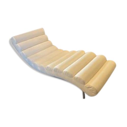 Meridienne Scandinave Annes 1980 A Structure Metallique En Simili Cuir Blanc Blanc