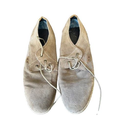Chaussure En Dain Et Espadrille Homme Pointure 44,  Taille Extérieure 30 Cm De Long Et 10 Cm De Large  Couleur : Beige État Correct Général