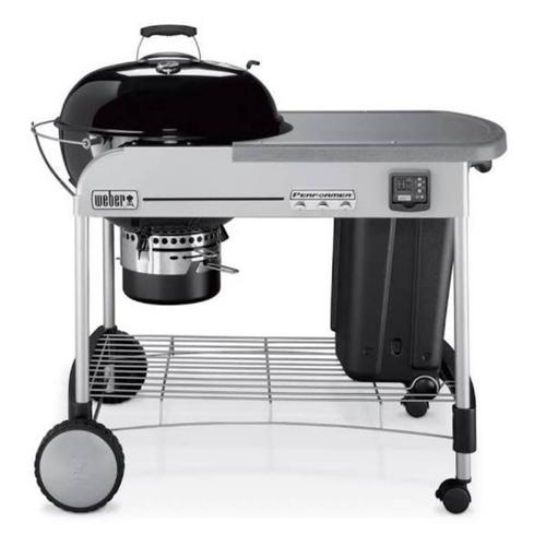 Barbecue Weber grill et pizza