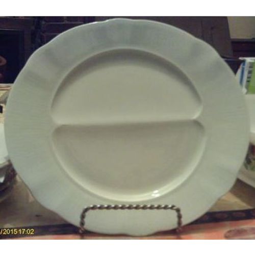 Vintage - Assiette - Compartimentée - En Porcelaine - " Pillivuyt - France "