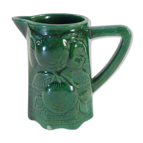 Pichet Barbotine Vert Vintage En Faience De St Clement Aux Fruits Vert