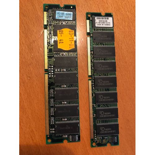 mémoire 64 Mb PC-100 SDRAM 168 PIN