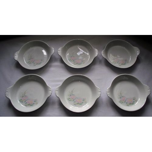 Lot De 6 Plats Ronds Porcelaine Pillivuyt Année 1990 Diamètre 18 Cm Décor Nénuphars  Fabriqués En Avril Année 1990
