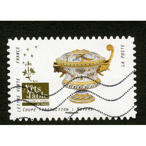 Timbre Oblitéré Les Arts De La Table,Porcelaine & Faïence En France,Coupe,Production : Nevers,Lettre Verte,France,La Poste,