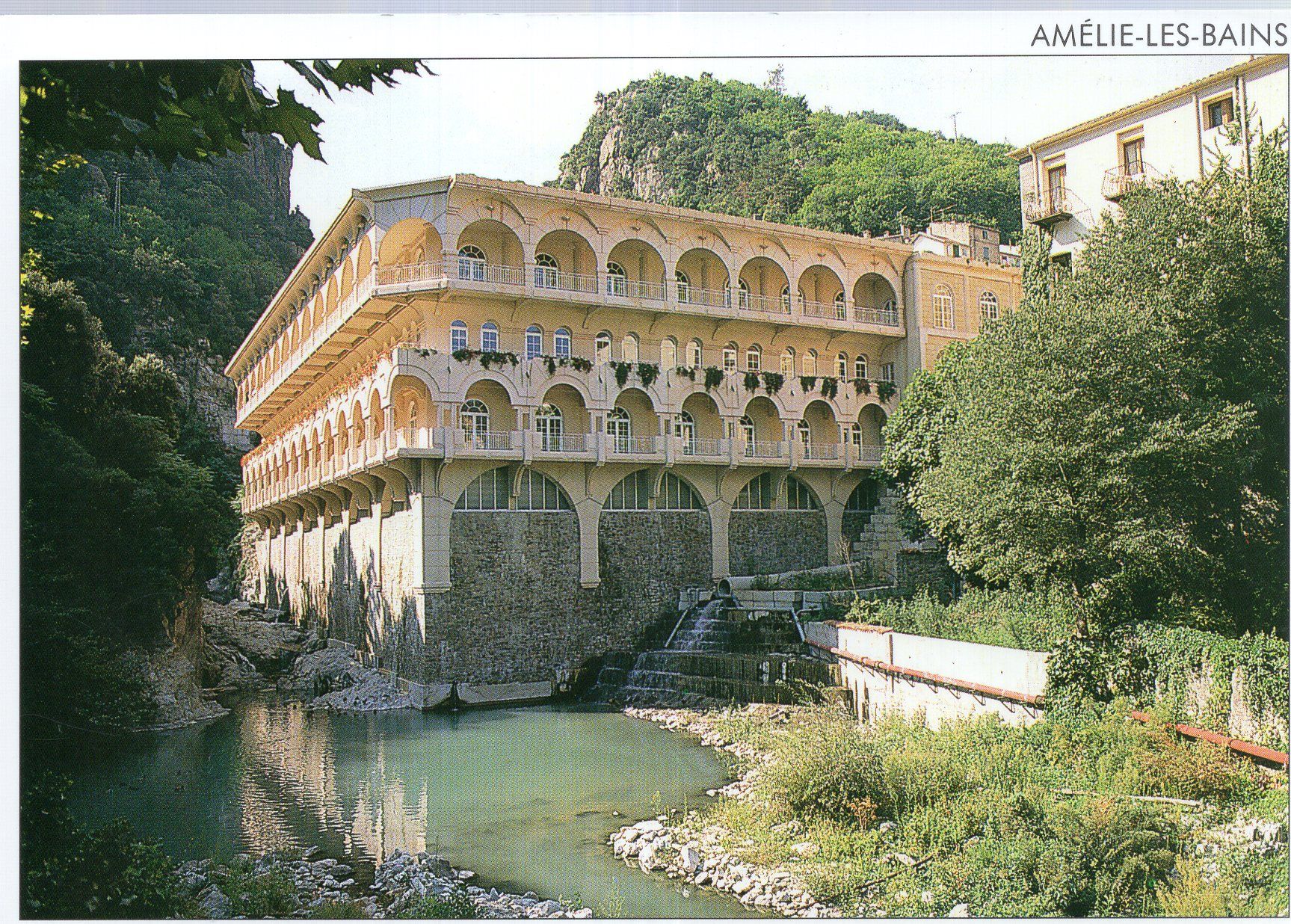 Carte Postale D' Amélie Les Bains (Pyrénées-Orientales) Les Thermes Du Mondony (Réf.13)