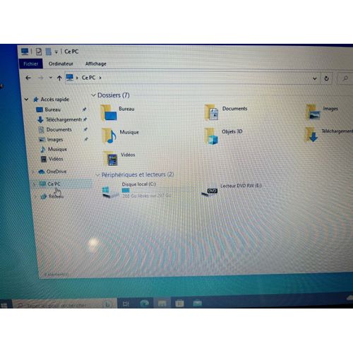 Lenovo B570E - 15.6" Intel Pentium B950 - 2.1 Ghz - Ram 4 Go - DD 297 Go