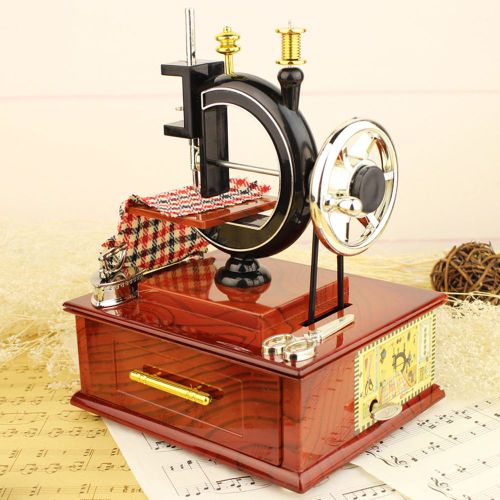 Boîte À Musique Créative, Machine À Coudre, Boîte À Musique, Artisanat Européen, Jouet Rétro, Couture, Horloge, Artisanat De Maison, Décoration, Cadeau De Noël