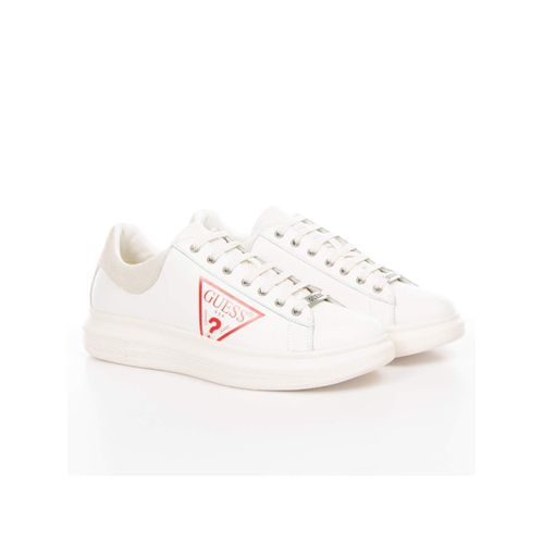 Basket Guess Red Logo Triangle Blanc